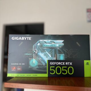 TARJETA DE VIDEO GIGABYTE GAMING GEFORCE RTX 5050