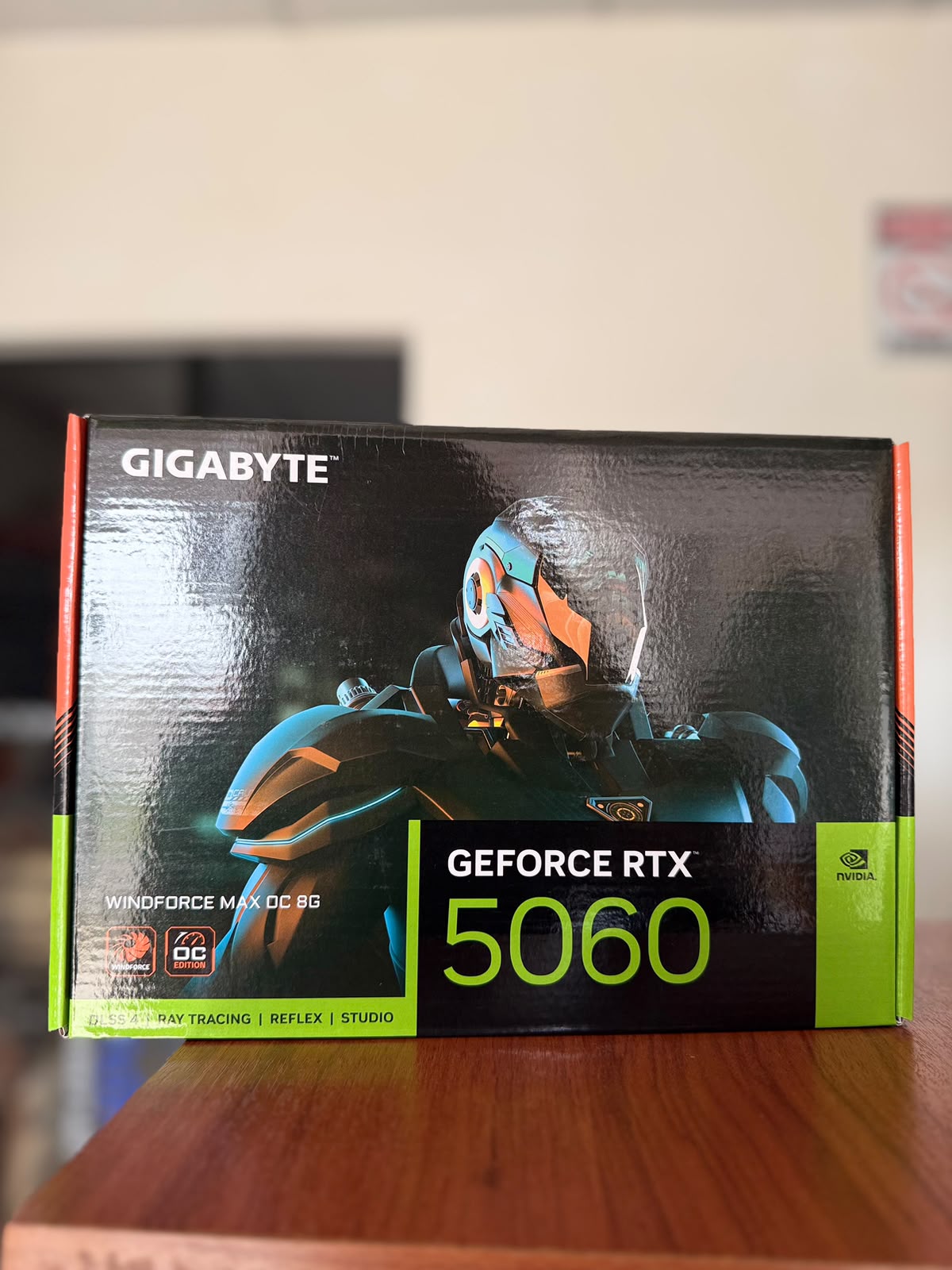 TARJETA DE VIDEO GIGABYTE NVIDIA RTX 5060 8Gb